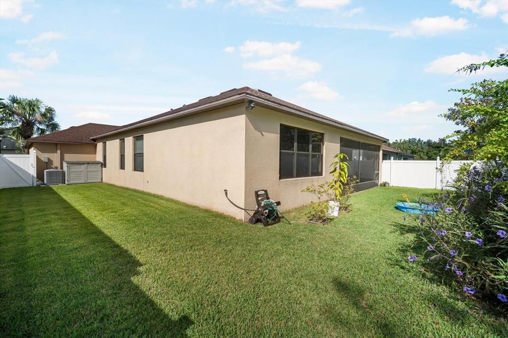 合同活跃: $379,000 (3 贝兹, 2 浴室, 2022 平方英尺)