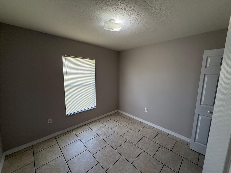 For Rent: $1,500 (3 beds, 2 baths, 1150 Square Feet)