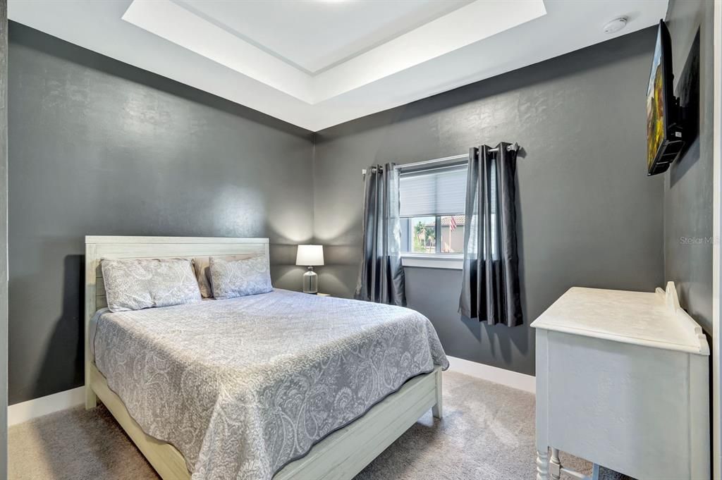 For Sale: $500,000 (4 beds, 2 baths, 1839 Square Feet)