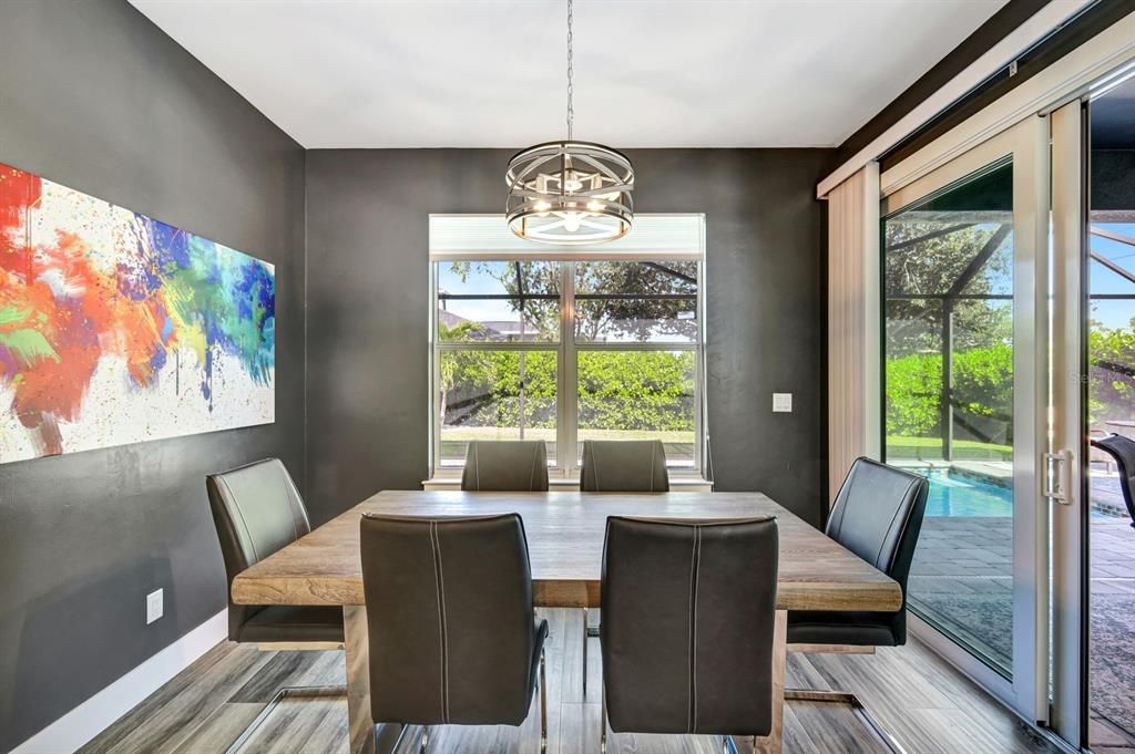 For Sale: $500,000 (4 beds, 2 baths, 1839 Square Feet)