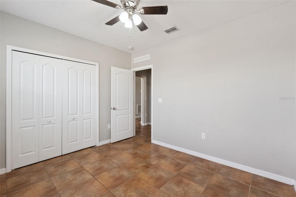 En Venta: $294,000 (3 camas, 2 baños, 1445 Pies cuadrados)