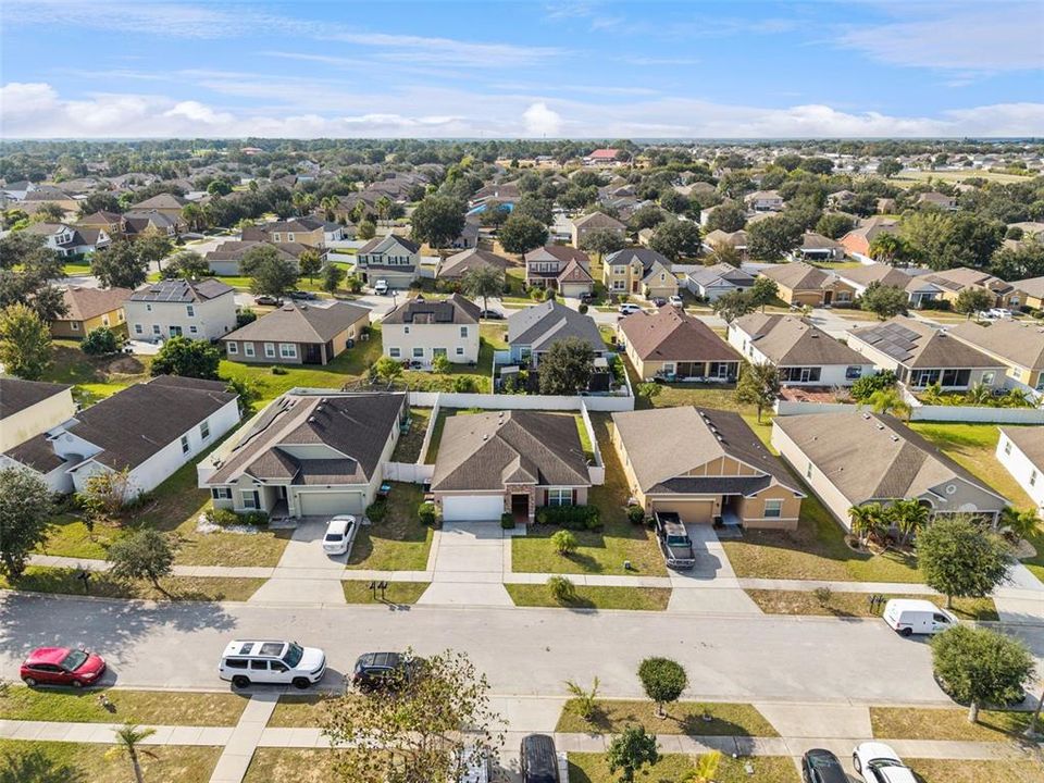 En Venta: $294,000 (3 camas, 2 baños, 1445 Pies cuadrados)