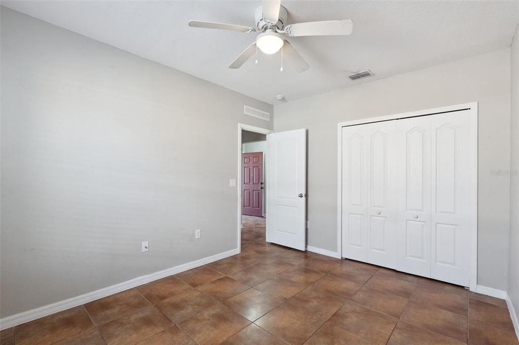 En Venta: $294,000 (3 camas, 2 baños, 1445 Pies cuadrados)