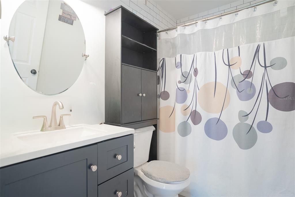 待售: $595,000 (6 贝兹, 0 浴室, 2966 平方英尺)