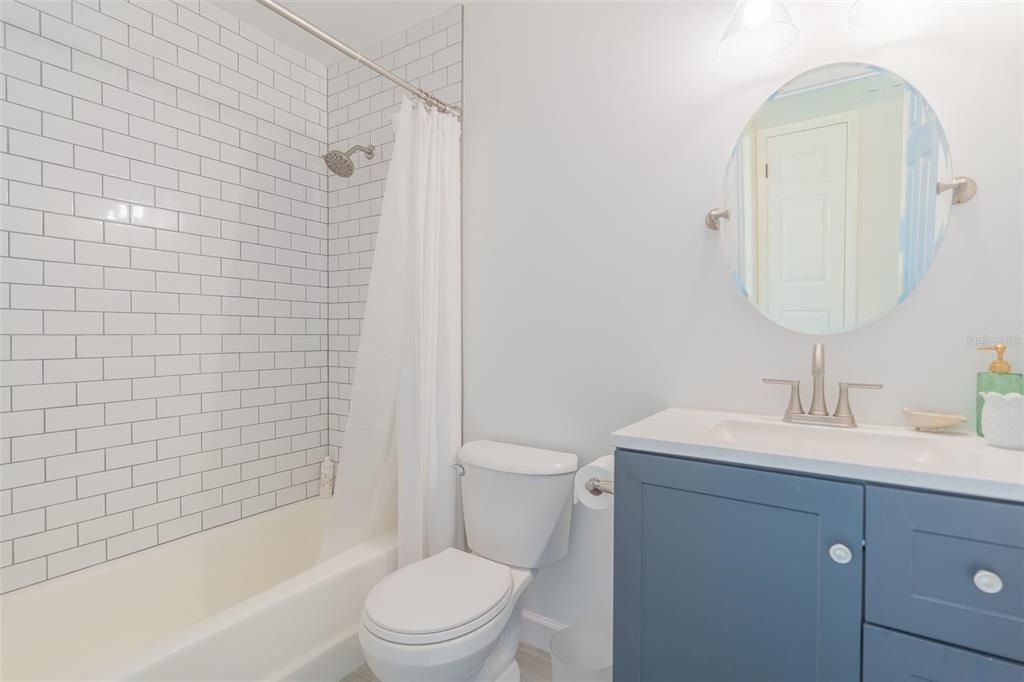 待售: $595,000 (6 贝兹, 0 浴室, 2966 平方英尺)