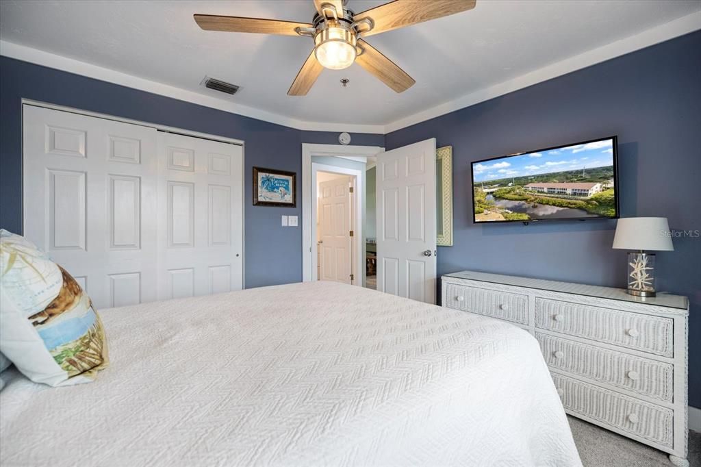 出租: $3,600 (2 贝兹, 2 浴室, 1314 平方英尺)