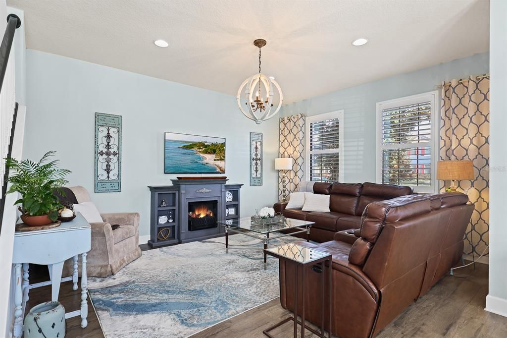 待售: $385,000 (3 贝兹, 2 浴室, 1777 平方英尺)