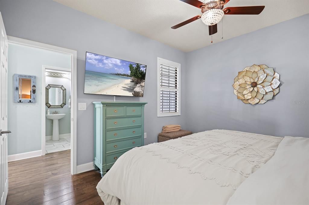 待售: $385,000 (3 贝兹, 2 浴室, 1777 平方英尺)