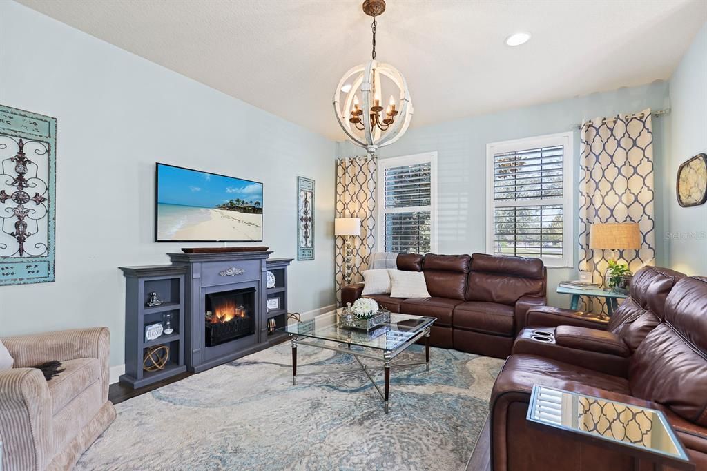 待售: $385,000 (3 贝兹, 2 浴室, 1777 平方英尺)