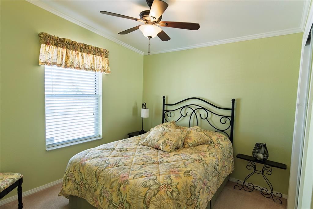 На продажу: $185,000 (3 спален, 2 ванн, 1296 Квадратных фут)