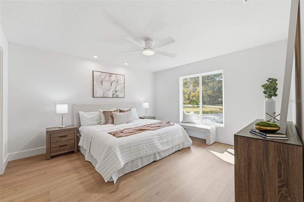 На продажу: $589,900 (4 спален, 2 ванн, 1791 Квадратных фут)