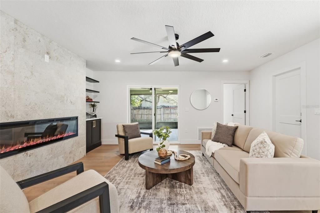 На продажу: $589,900 (4 спален, 2 ванн, 1791 Квадратных фут)