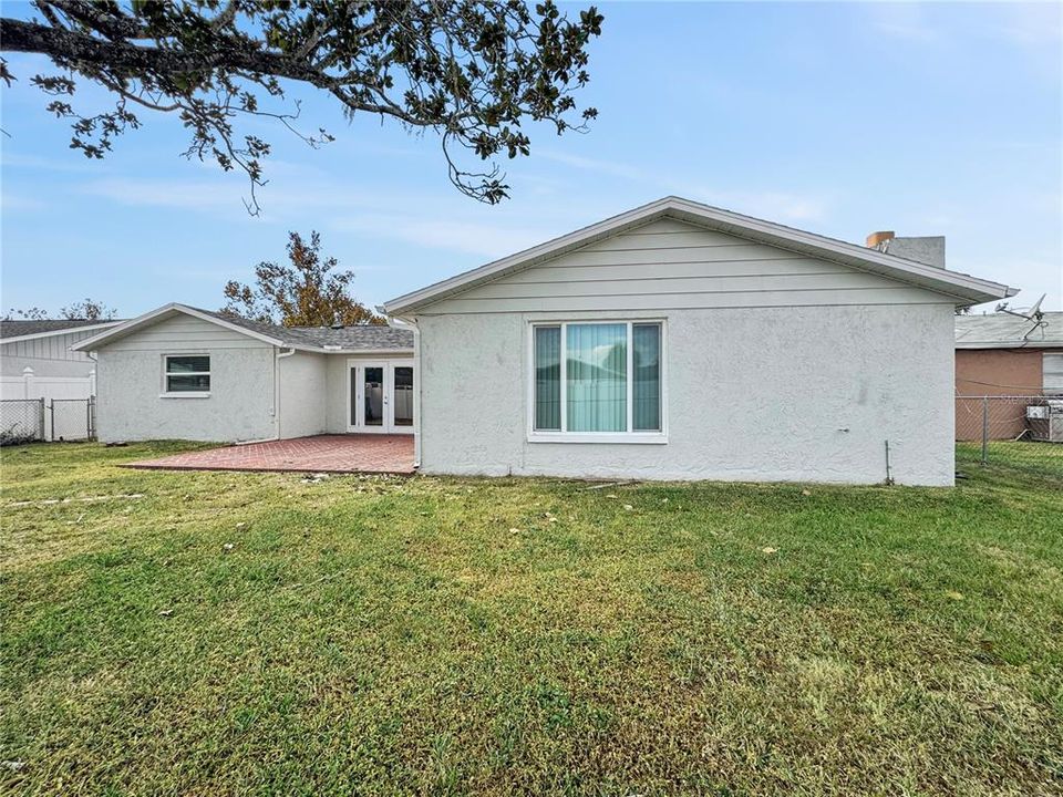 出租: $2,055 (3 贝兹, 2 浴室, 1823 平方英尺)