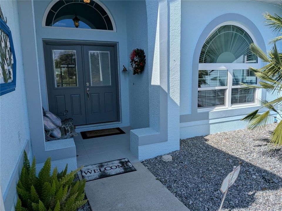 For Sale: $450,000 (3 beds, 2 baths, 2037 Square Feet)