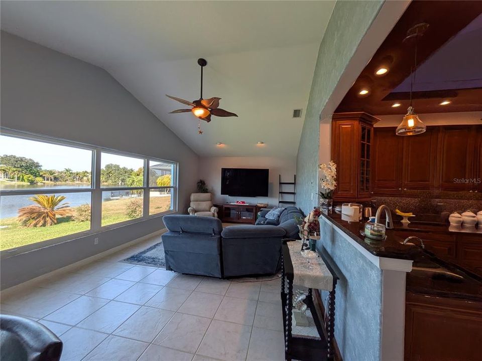 For Sale: $450,000 (3 beds, 2 baths, 2037 Square Feet)