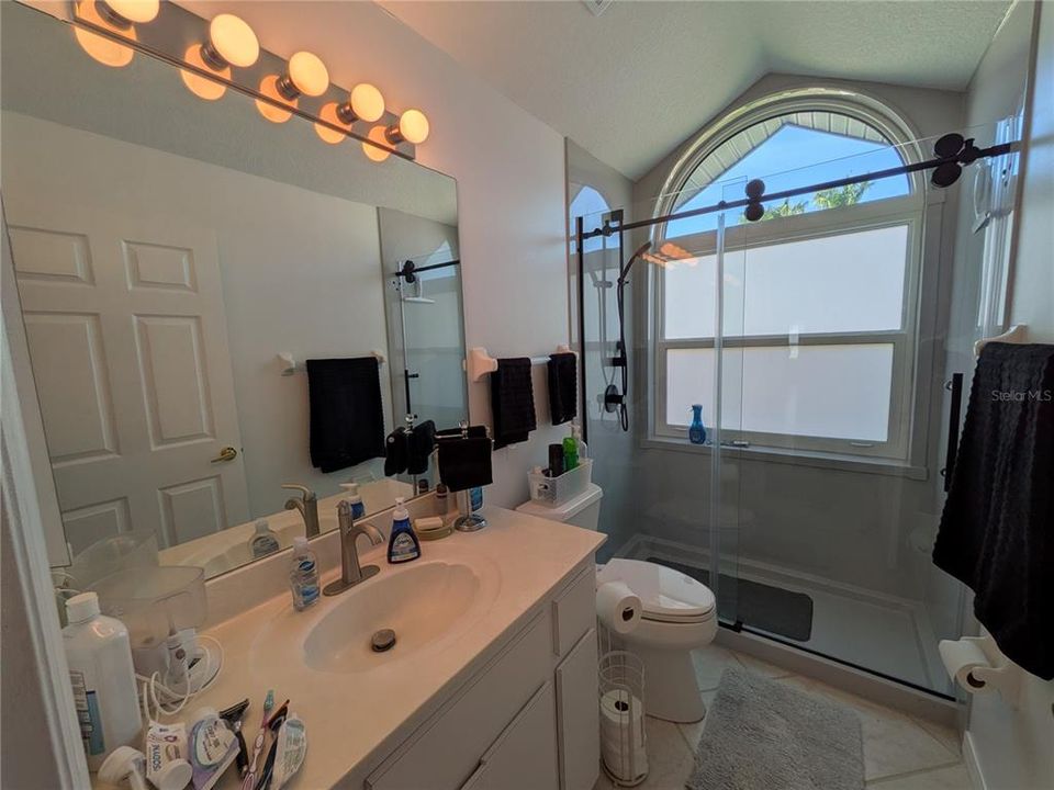 For Sale: $450,000 (3 beds, 2 baths, 2037 Square Feet)