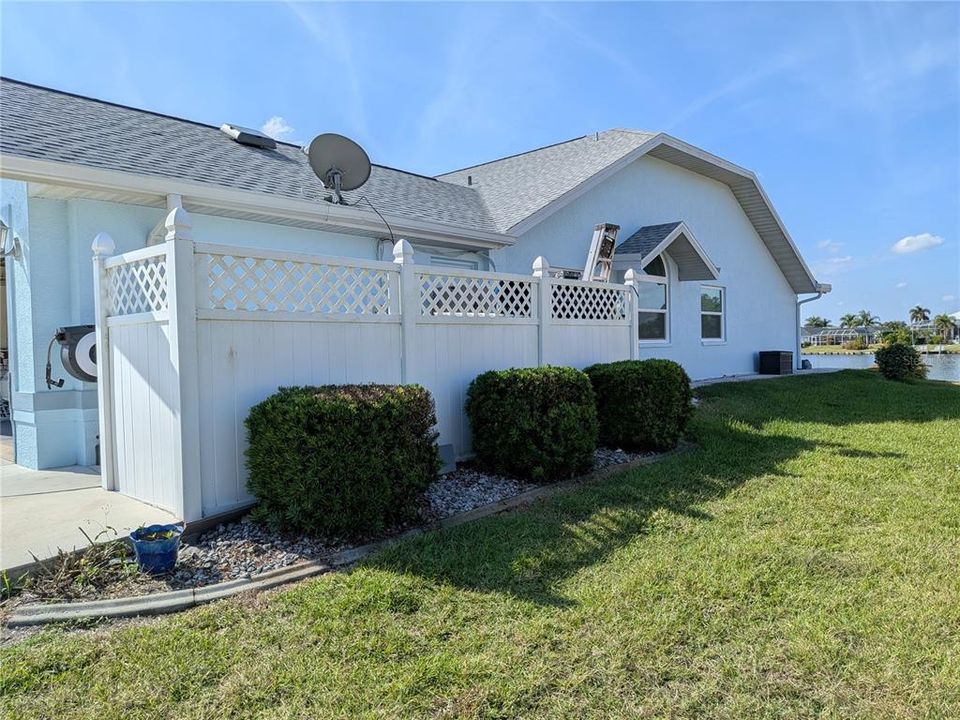 For Sale: $450,000 (3 beds, 2 baths, 2037 Square Feet)