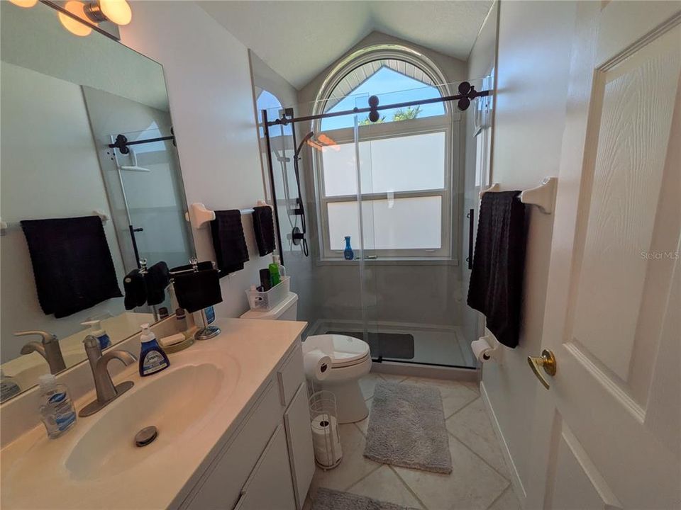 For Sale: $450,000 (3 beds, 2 baths, 2037 Square Feet)