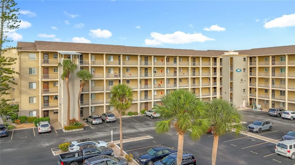 For Sale: $94,900 (2 beds, 1 baths, 960 Square Feet)