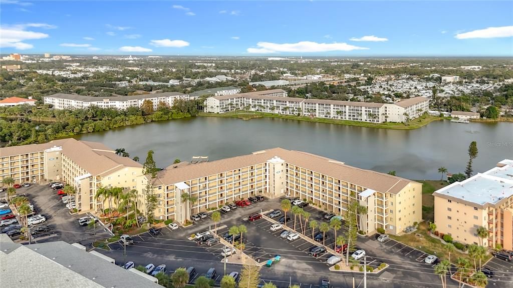 For Sale: $94,900 (2 beds, 1 baths, 960 Square Feet)