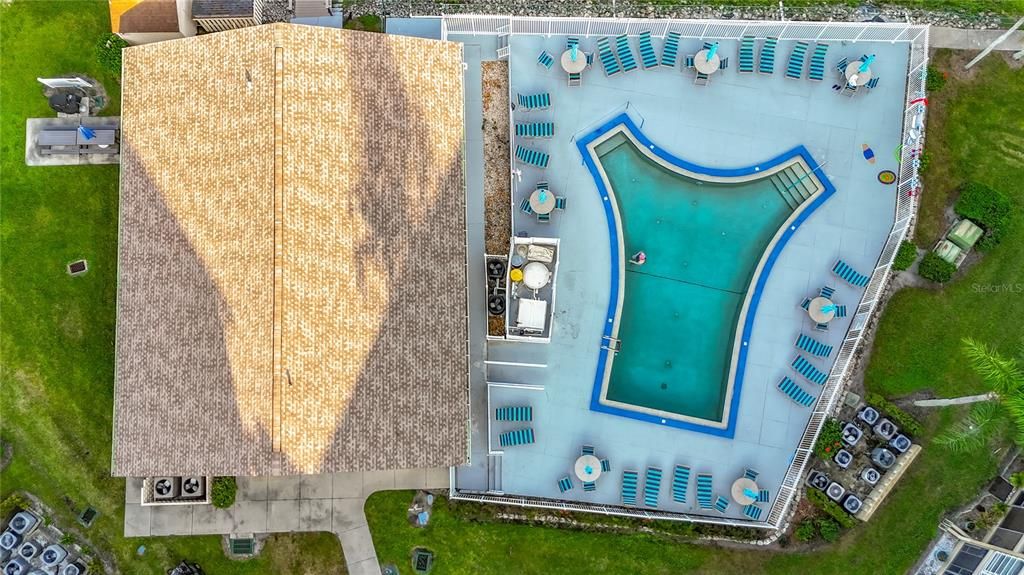 For Sale: $94,900 (2 beds, 1 baths, 960 Square Feet)