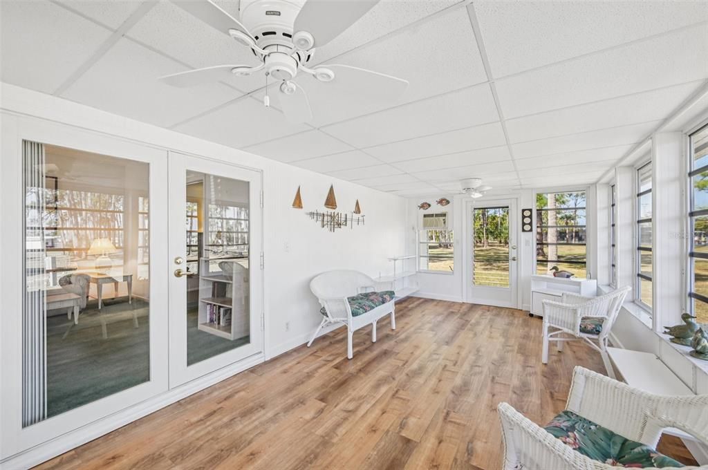 For Sale: $275,000 (2 beds, 2 baths, 1842 Square Feet)