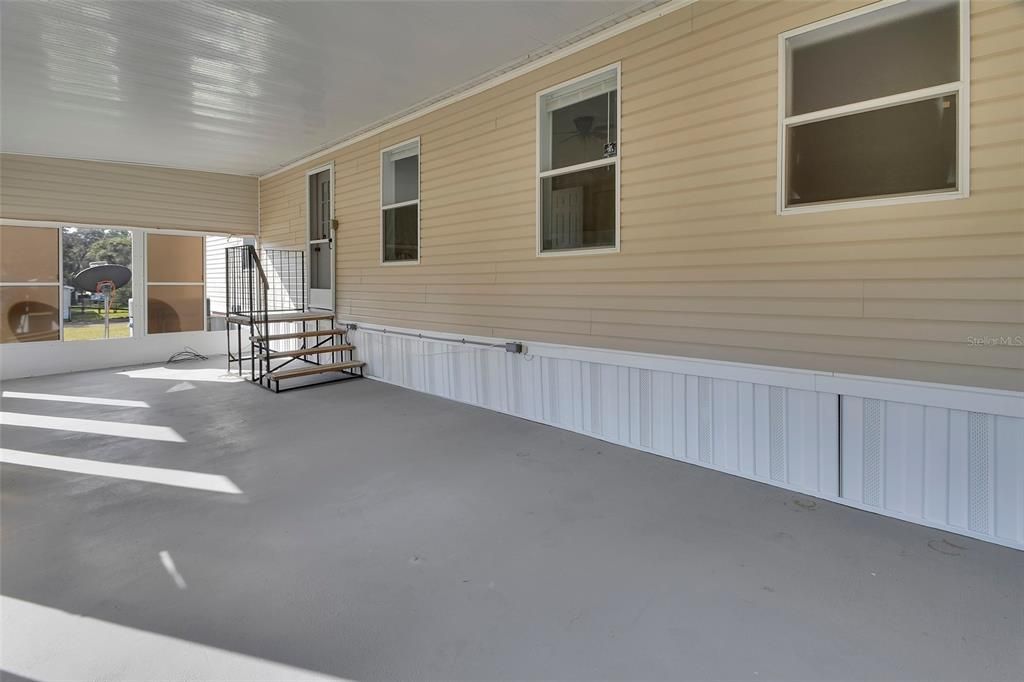 待售: $299,900 (3 贝兹, 2 浴室, 1296 平方英尺)