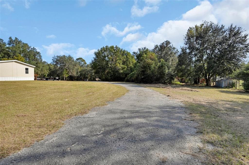 待售: $299,900 (3 贝兹, 2 浴室, 1296 平方英尺)