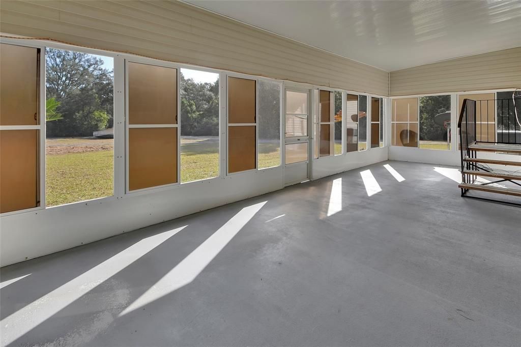 待售: $299,900 (3 贝兹, 2 浴室, 1296 平方英尺)