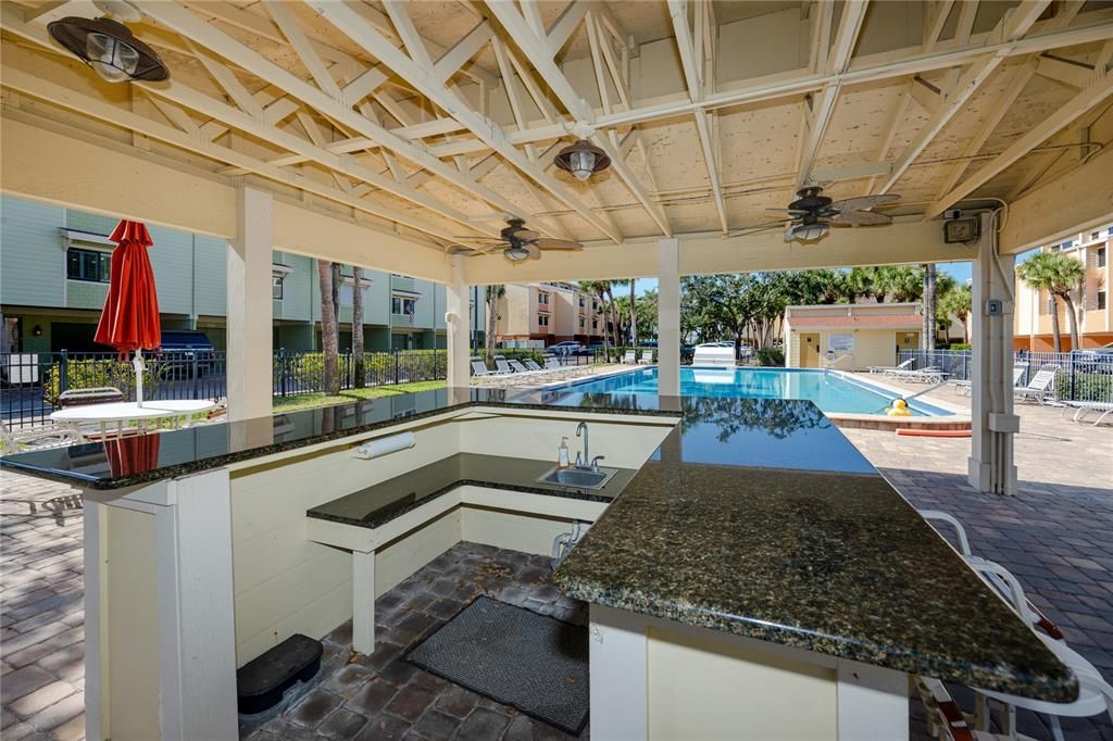 待售: $685,000 (2 贝兹, 2 浴室, 1750 平方英尺)