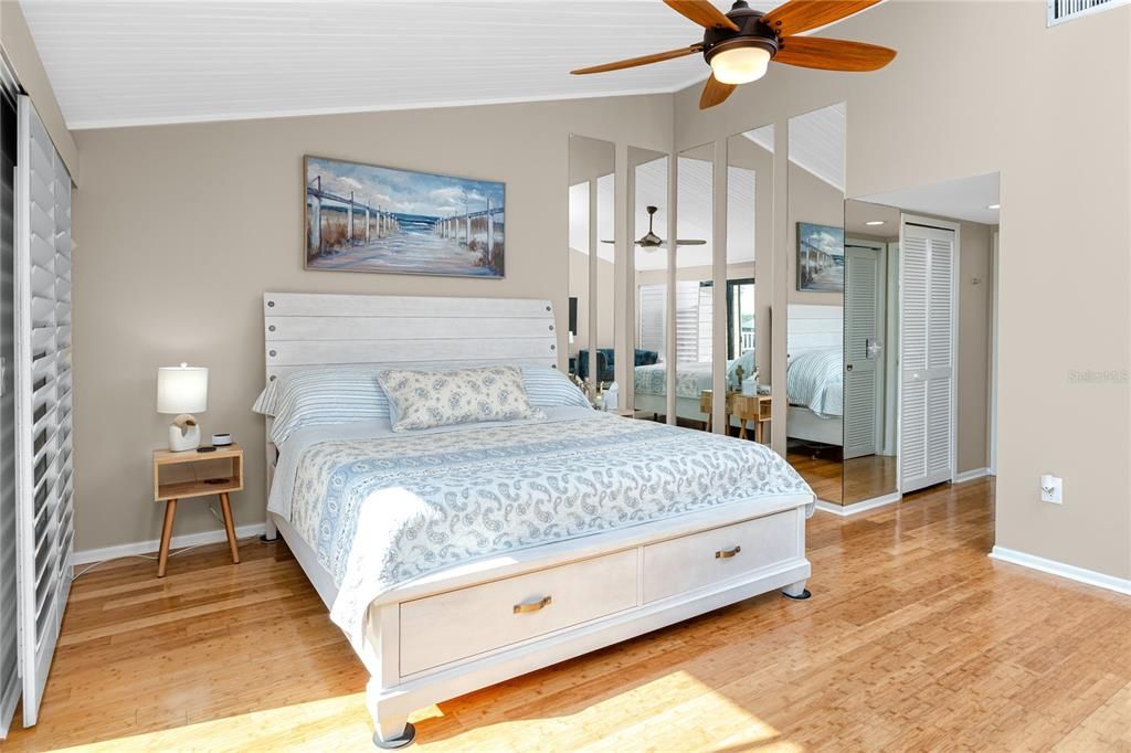 待售: $685,000 (2 贝兹, 2 浴室, 1750 平方英尺)