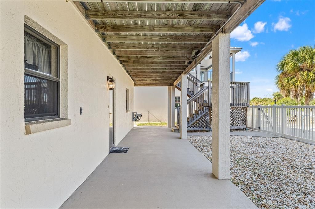 For Sale: $600,000 (3 beds, 2 baths, 1260 Square Feet)