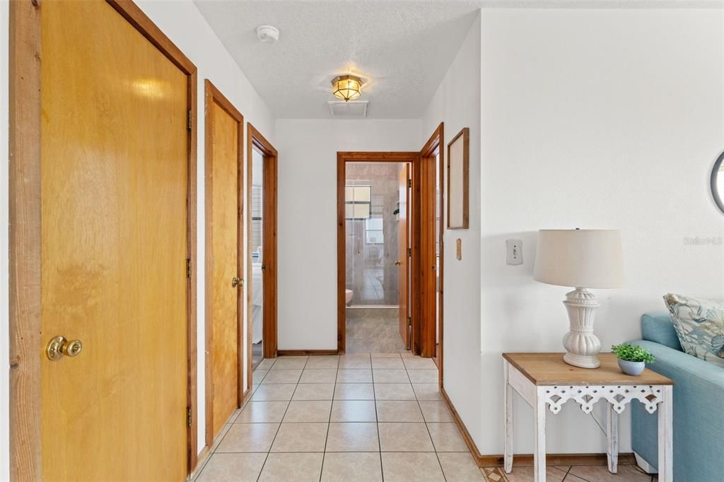 For Sale: $600,000 (3 beds, 2 baths, 1260 Square Feet)