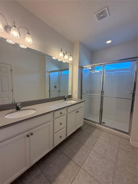 В аренду: $2,700 (3 спален, 2 ванн, 1840 Квадратных фут)