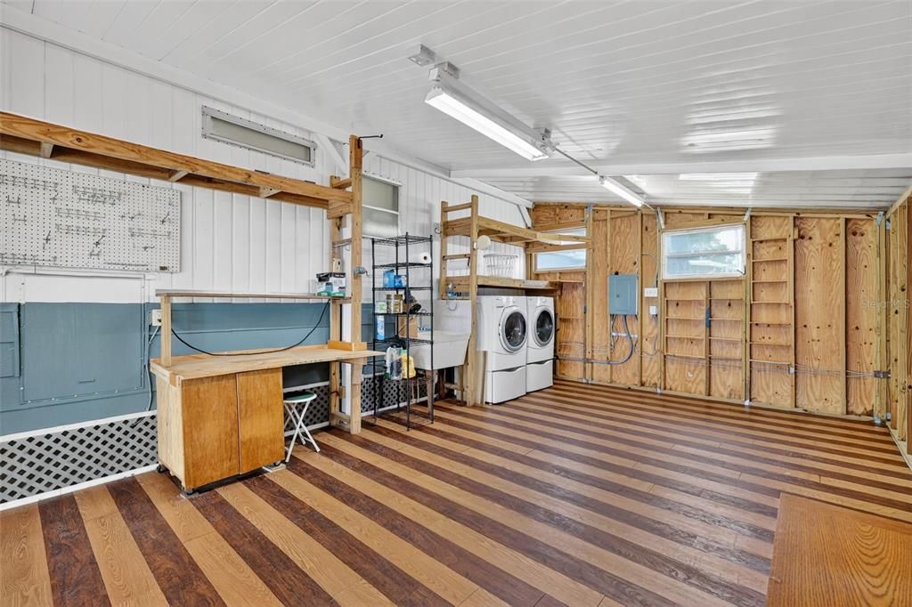 For Sale: $129,000 (2 beds, 2 baths, 1224 Square Feet)