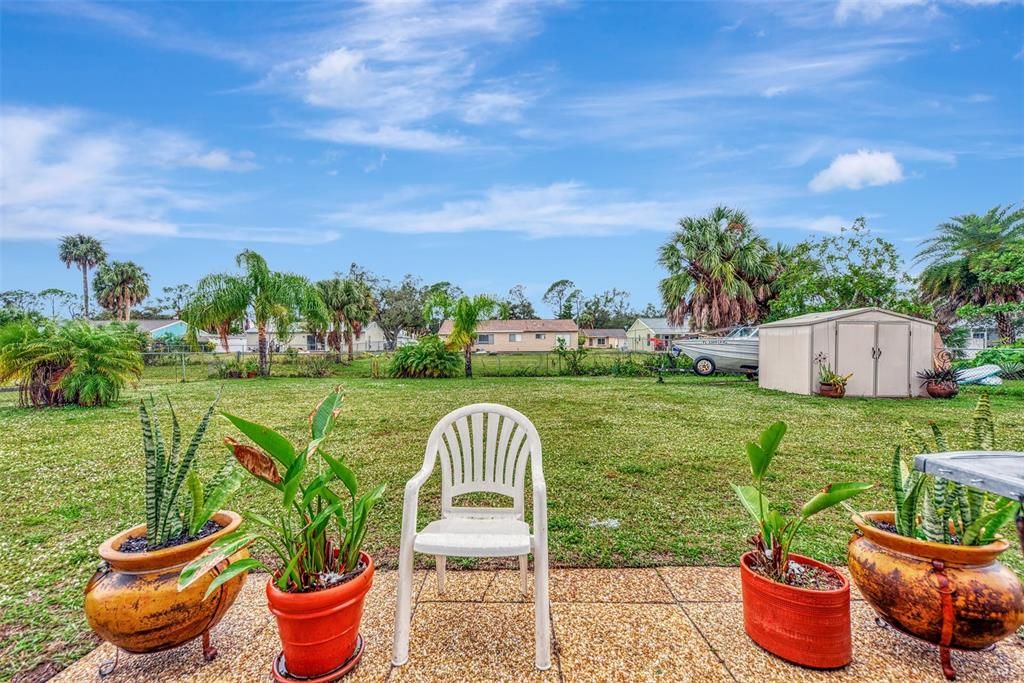 For Sale: $234,800 (2 beds, 2 baths, 912 Square Feet)