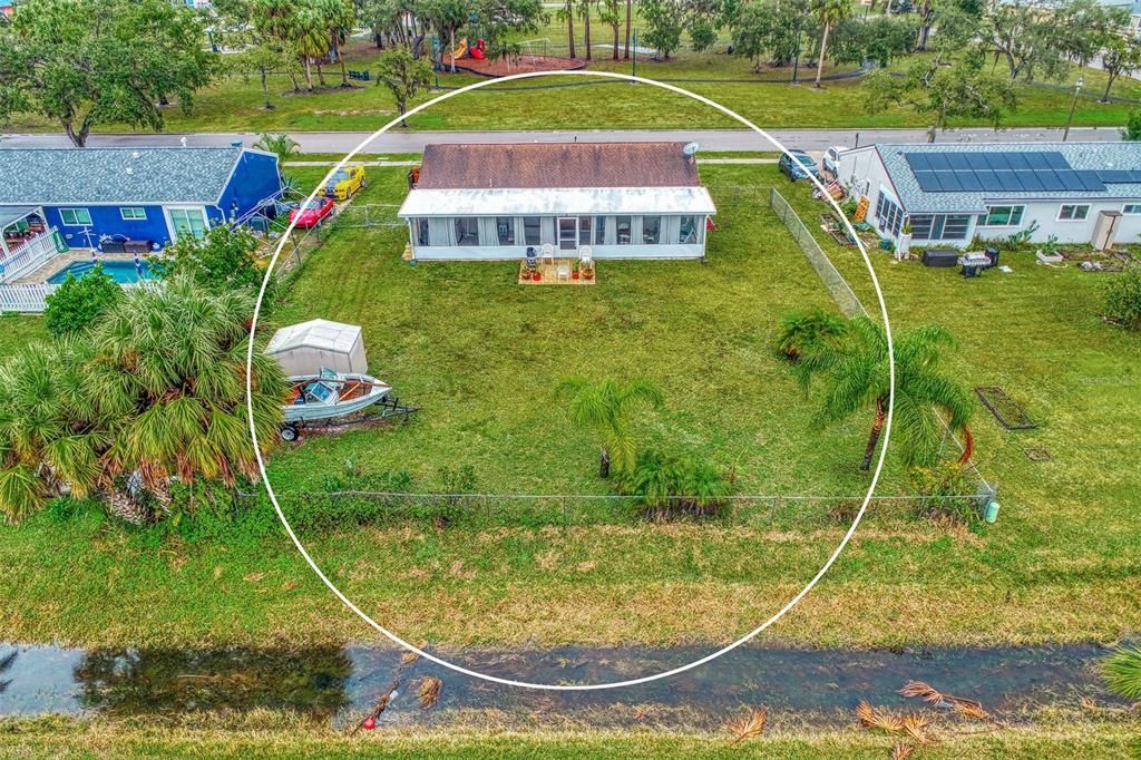 For Sale: $234,800 (2 beds, 2 baths, 912 Square Feet)