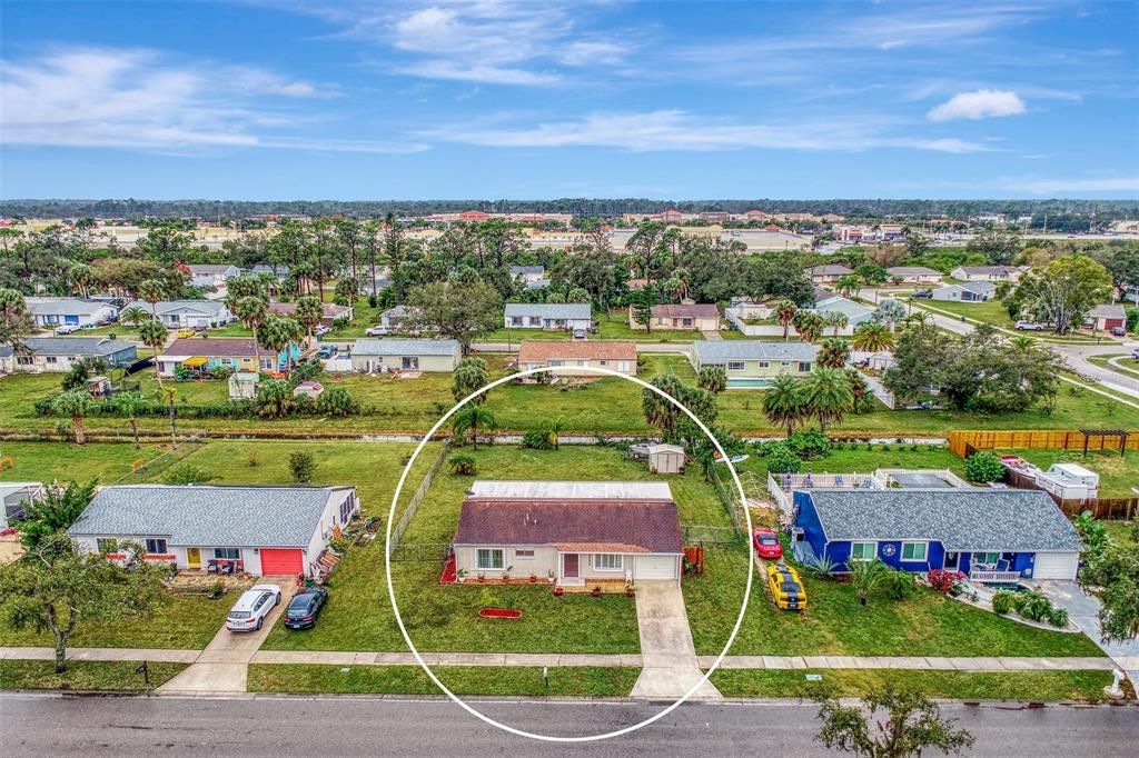 For Sale: $234,800 (2 beds, 2 baths, 912 Square Feet)