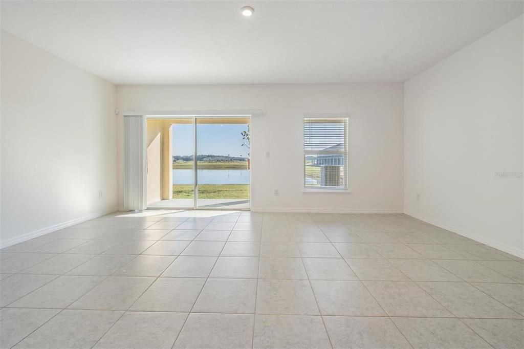 For Rent: $2,300 (3 beds, 2 baths, 1694 Square Feet)