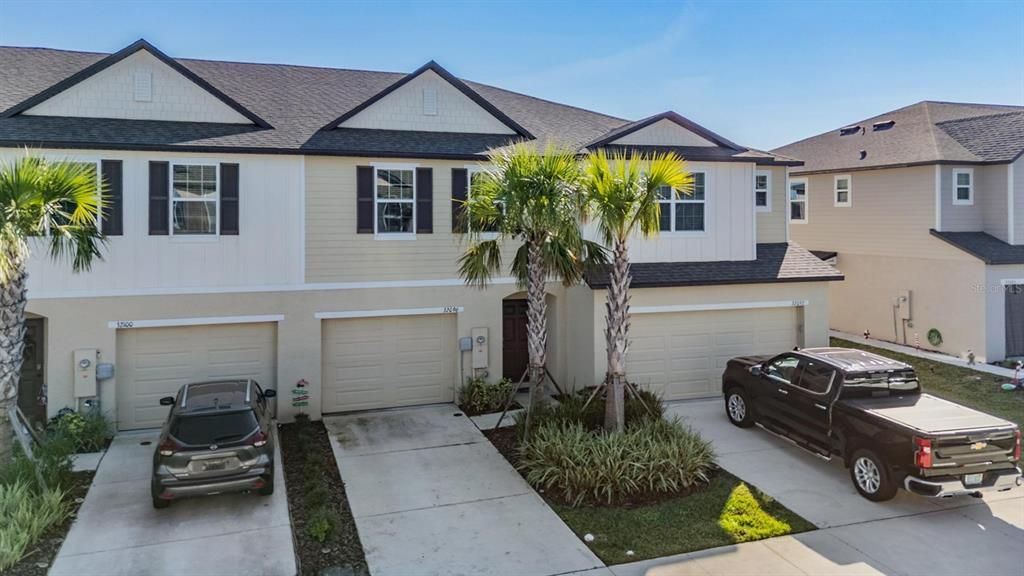 For Rent: $2,300 (3 beds, 2 baths, 1694 Square Feet)