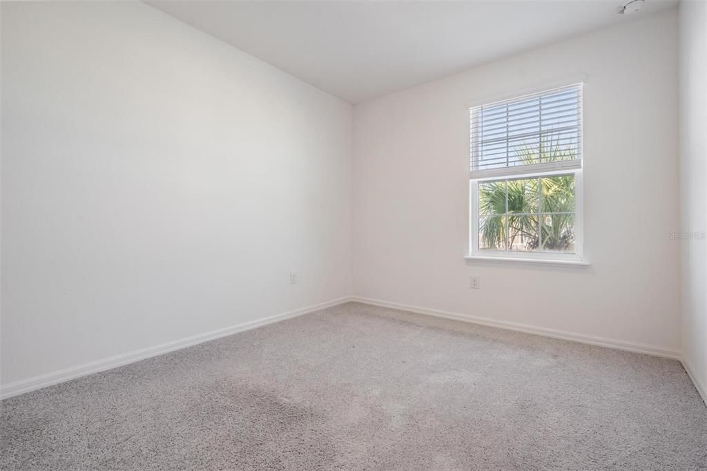 For Rent: $2,300 (3 beds, 2 baths, 1694 Square Feet)