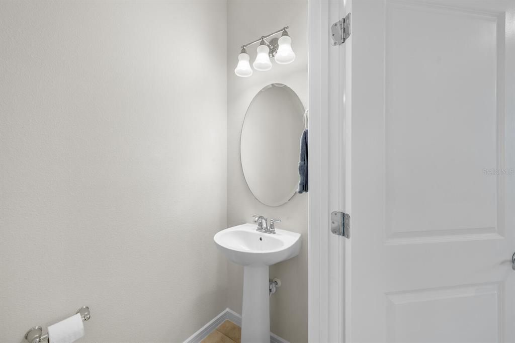 出租: $3,200 (3 贝兹, 2 浴室, 1712 平方英尺)