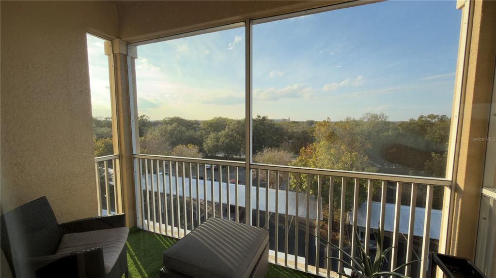 В аренду: $2,600 (3 спален, 2 ванн, 1247 Квадратных фут)