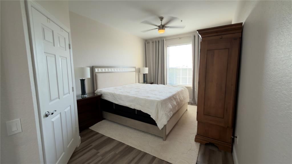 В аренду: $2,600 (3 спален, 2 ванн, 1247 Квадратных фут)