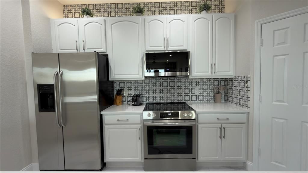 В аренду: $2,600 (3 спален, 2 ванн, 1247 Квадратных фут)