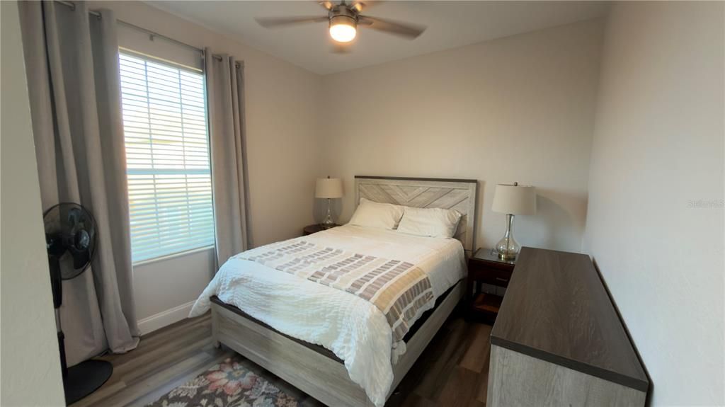 В аренду: $2,600 (3 спален, 2 ванн, 1247 Квадратных фут)