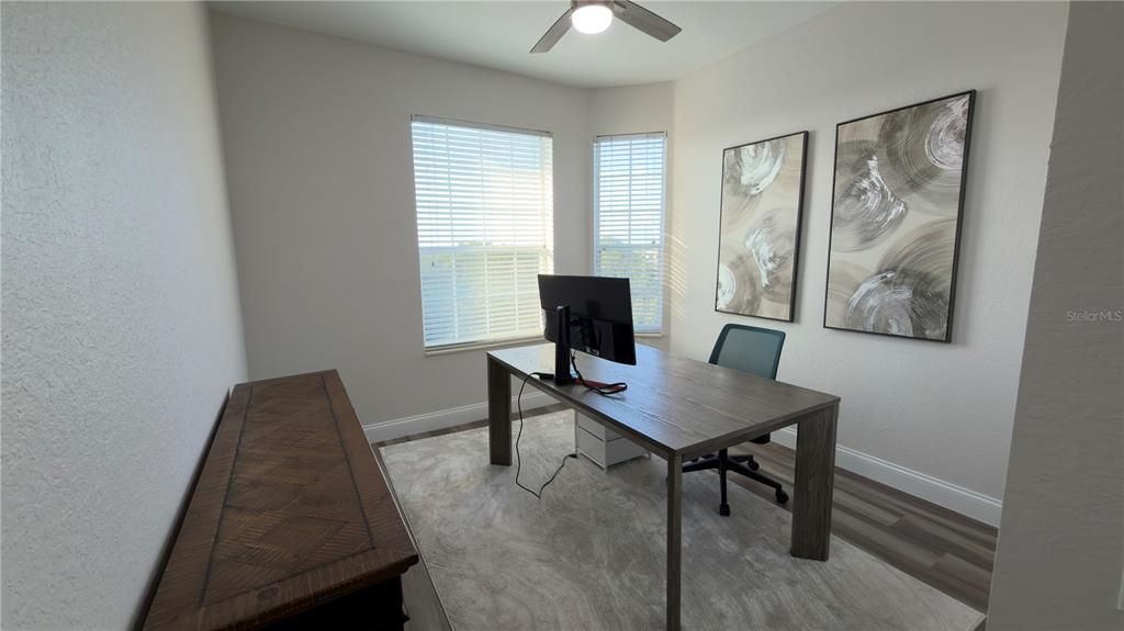 В аренду: $2,600 (3 спален, 2 ванн, 1247 Квадратных фут)