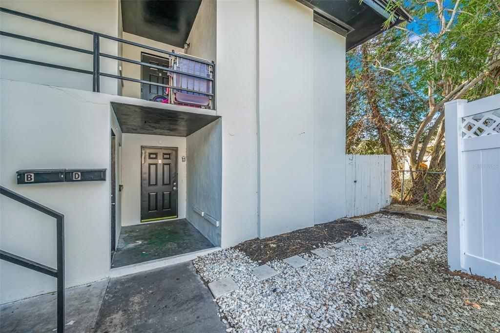 待售: $840,000 (10 贝兹, 0 浴室, 3278 平方英尺)