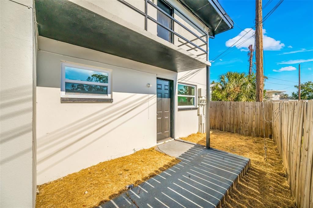 待售: $840,000 (10 贝兹, 0 浴室, 3278 平方英尺)