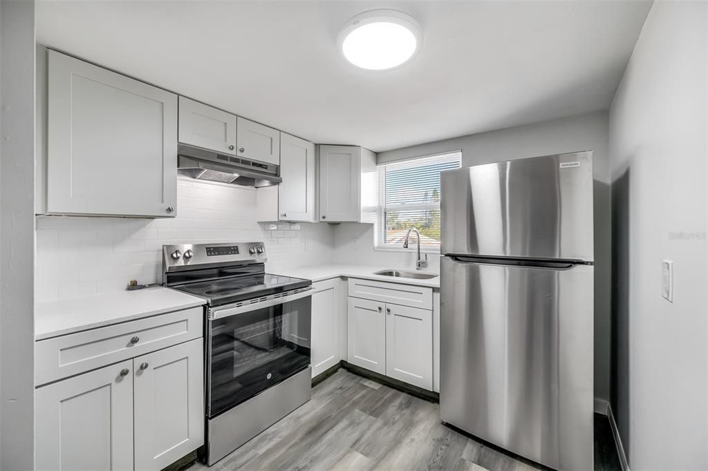 待售: $840,000 (10 贝兹, 0 浴室, 3278 平方英尺)